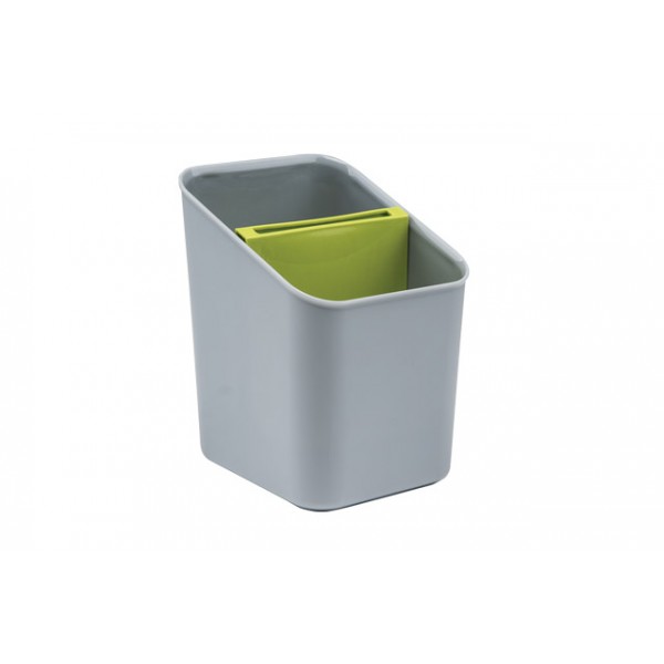 Galda piederumu kaste plastmasas. 1500