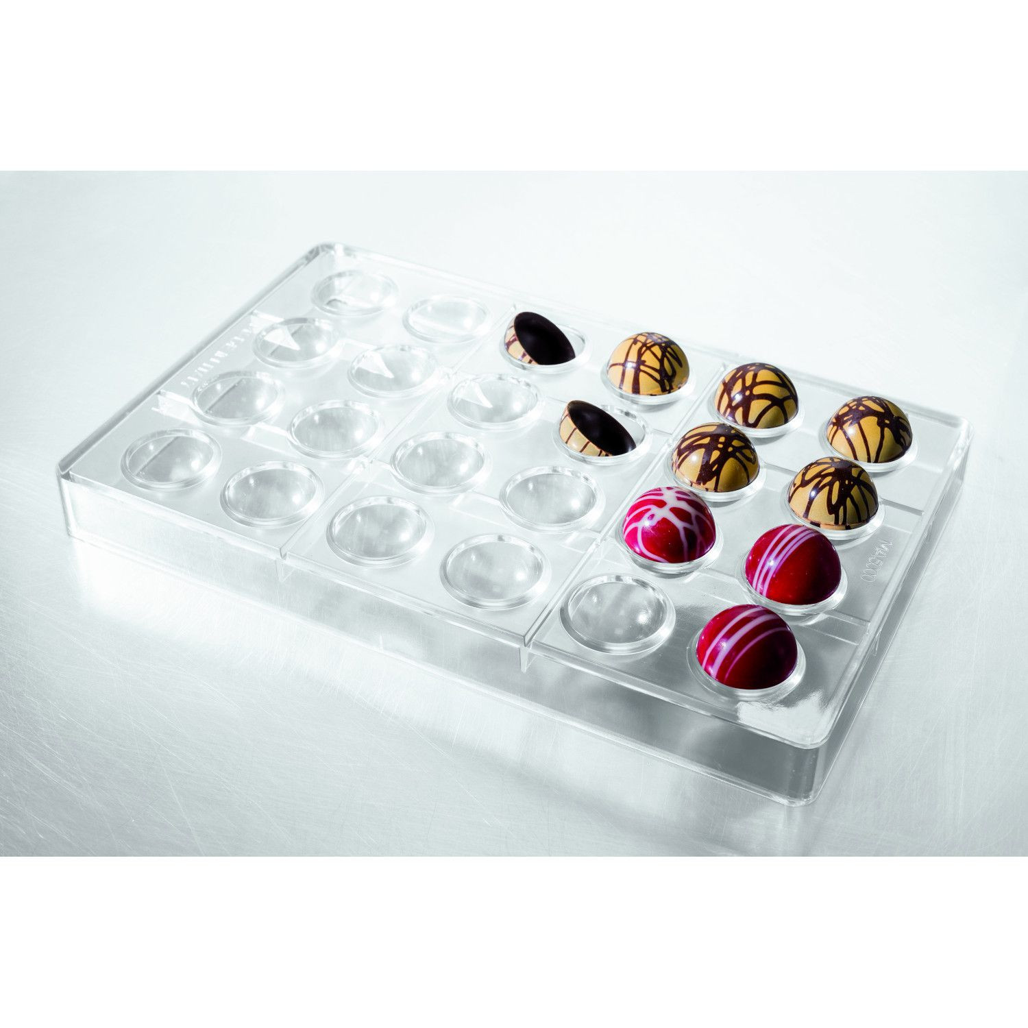 Šokolādes forma polikarbonāta ø30 h-15mm 24x9g SEMISPHERE - Image 2
